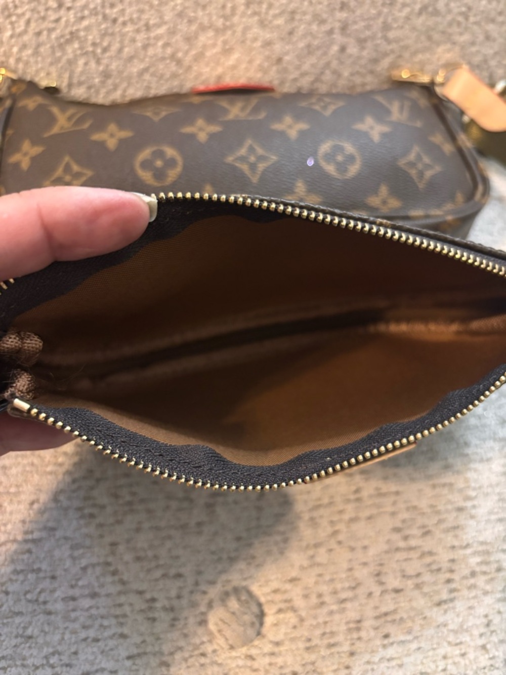 FASHION Elegant Monogram Multi-Pochette Shoulder Bag - Picture 15 of 17